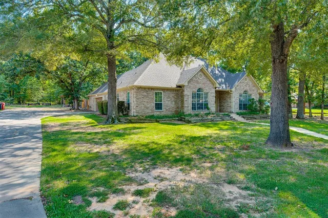 $329,900 | 4210 Sleepy Hollow, Reno, TX 75462