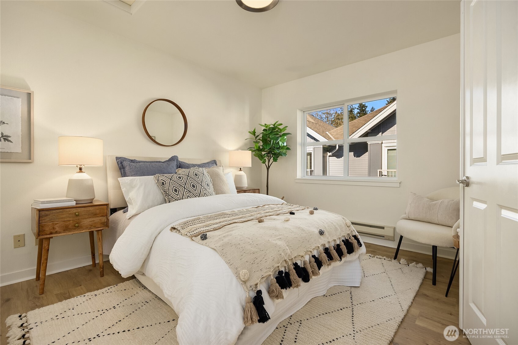 300 High School Road Northeast, Unit 403 Bainbridge Island, WA 98110 - Photo 7 of 21