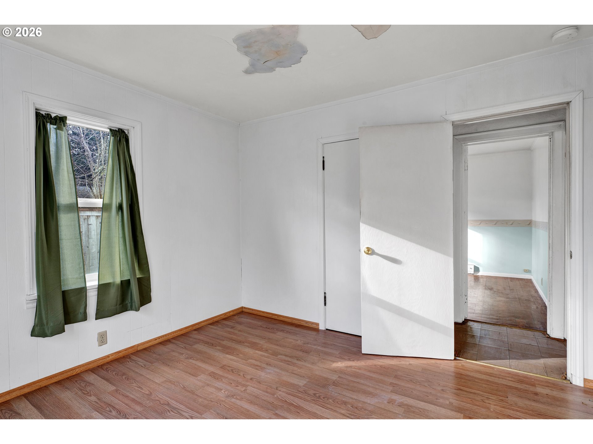 930 1st Street Springfield, OR 97477 - Photo 22 of 43 a view interior of a house and wooden floor