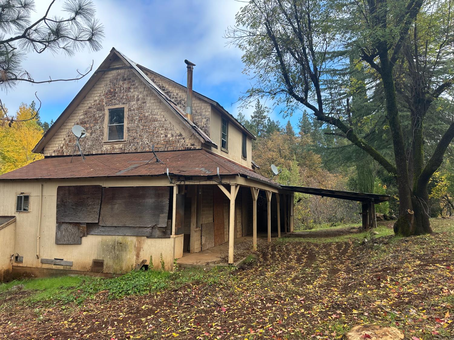 3300 Hassler Road Camino, CA 95709 - Photo 12 of 12 a front view of a house with garden