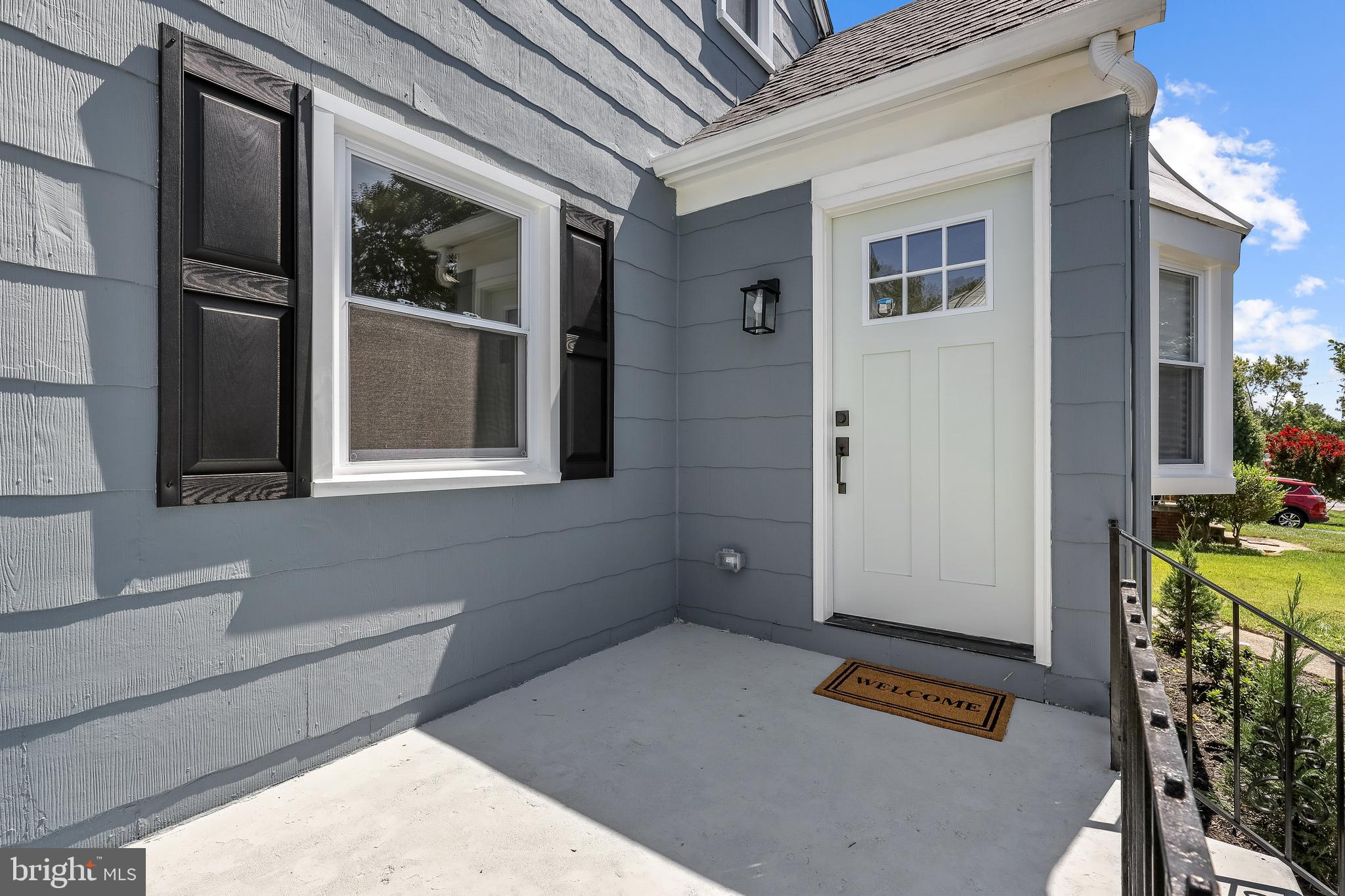 5625 Tramore Road Baltimore, MD 21214 - Photo 3 of 32 with front porch