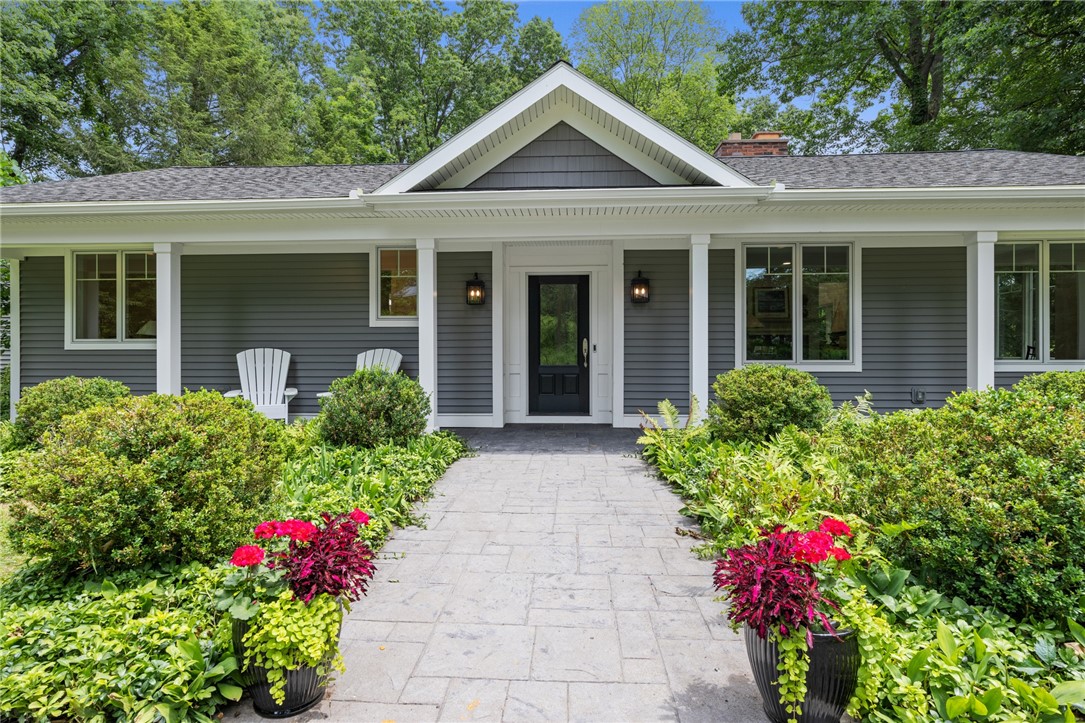 157 Crescent Hill Road Perinton, NY 14534 - Photo 14 of 47 GRAND ENTRANCE