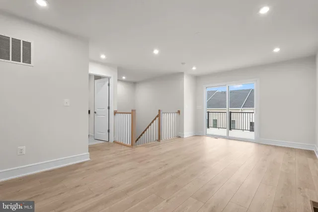 $907,065 | 23019 Blue Eagle Terrace, Ashburn, VA 20148