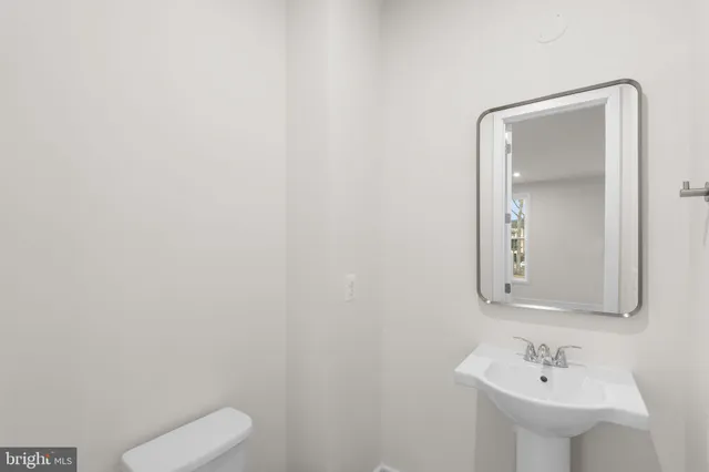 $907,065 | 23019 Blue Eagle Terrace, Ashburn, VA 20148