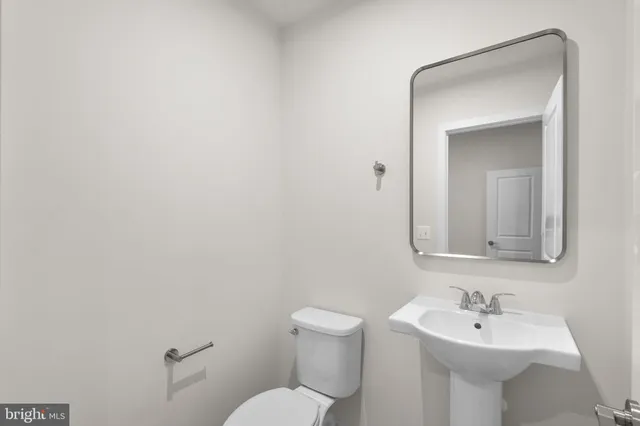 $907,065 | 23019 Blue Eagle Terrace, Ashburn, VA 20148