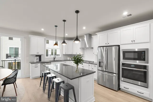 $907,065 | 23019 Blue Eagle Terrace, Ashburn, VA 20148