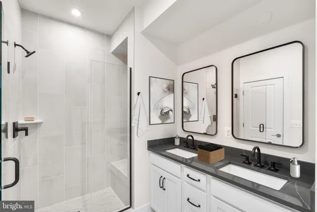 $907,065 | 23019 Blue Eagle Terrace, Ashburn, VA 20148