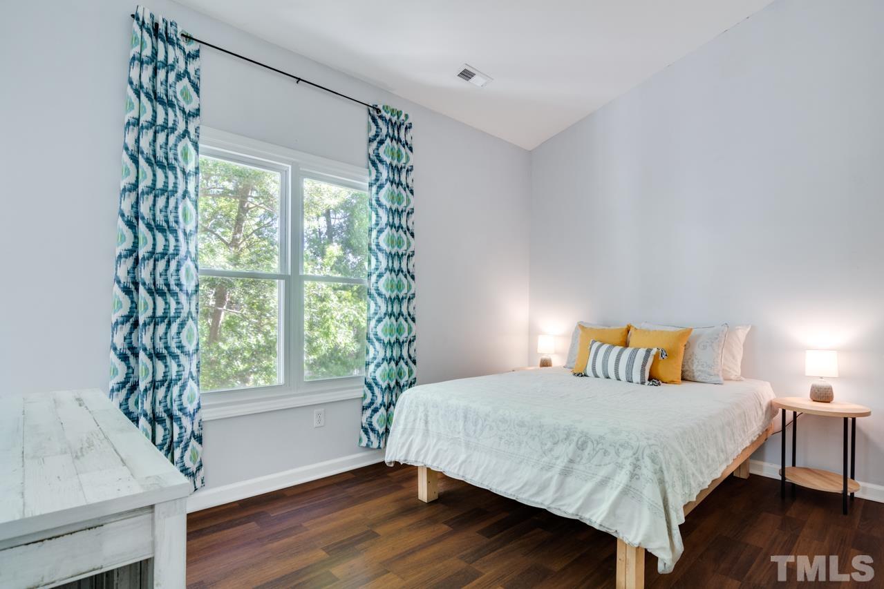6120 Sunpointe Drive, Unit 303 Raleigh, NC 27606 - Photo 27 of 33 Gallery Image 27