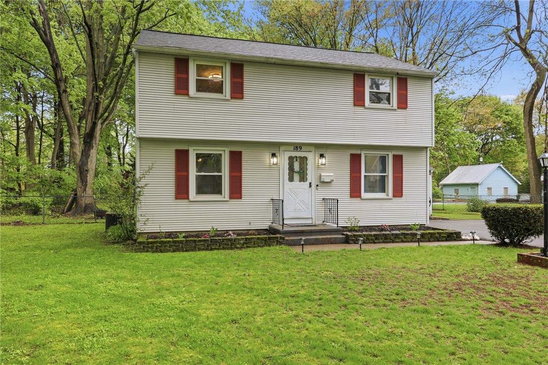 189 Walzford Road Irondequoit, NY 14622 - Photo 2 of 23