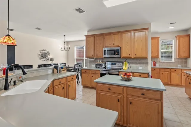 $565,000 | 1715 Clarke Springs Drive, Allen, TX 75002