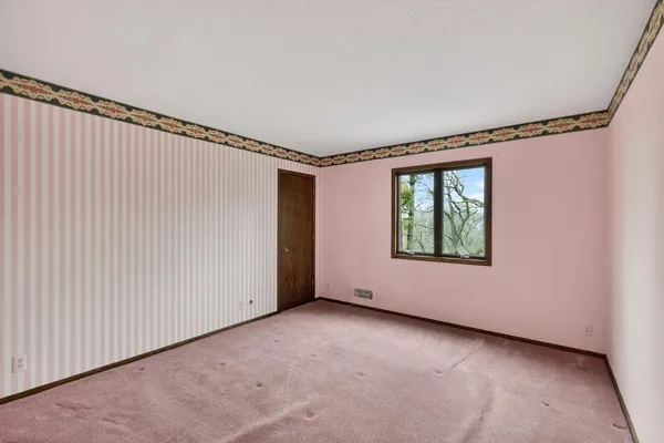 $470,000 | 2717 Oslo Court Northeast, Rochester, MN 55906