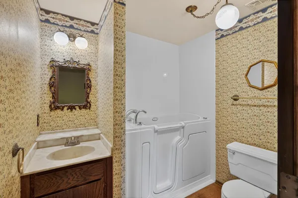 $470,000 | 2717 Oslo Court Northeast, Rochester, MN 55906