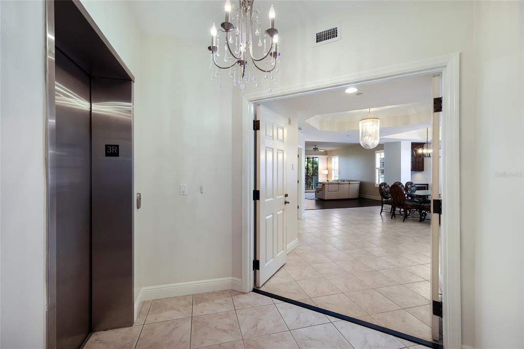 6422 Water Crest Way, Unit 302 Lakewood Ranch, FL 34202 - Photo 14 of 42