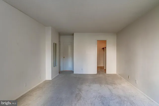 a view of walk in closet