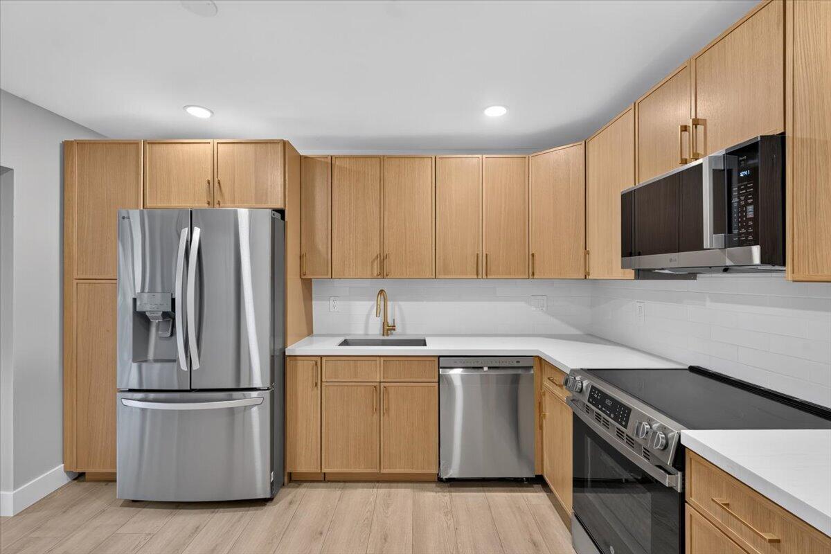 6611 Via Regina Boca Raton, FL 33433 - Photo 8 of 30 08-013_DSC03474