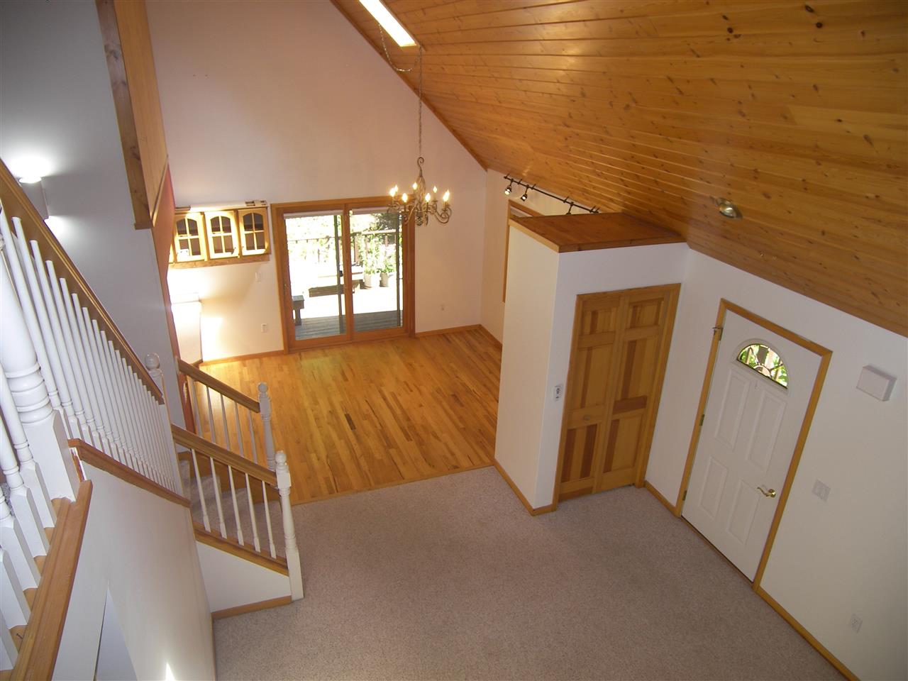1102 West Hlavka Road Maple City, MI 49664 - Photo 27 of 49 1812586-26.JPG