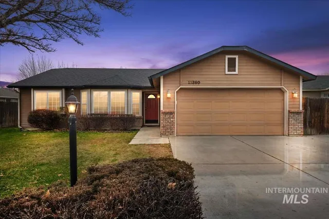 $399,999 | 11360 West Excalibur Street, Boise, ID 83713