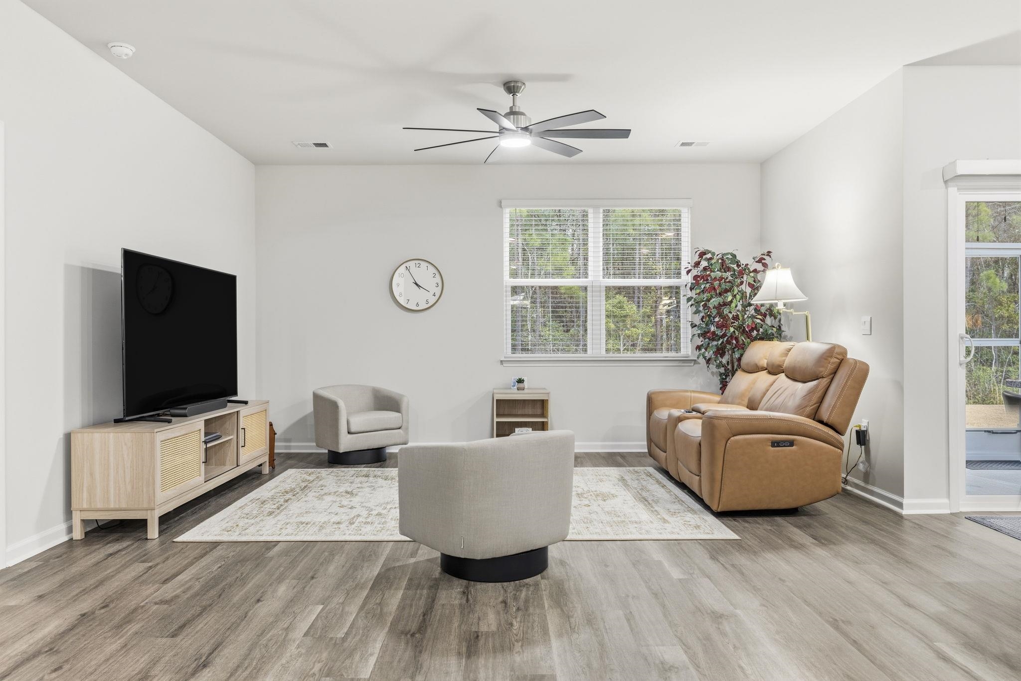 212 Columbus Street Conway, SC 29526 - Photo 4 of 37