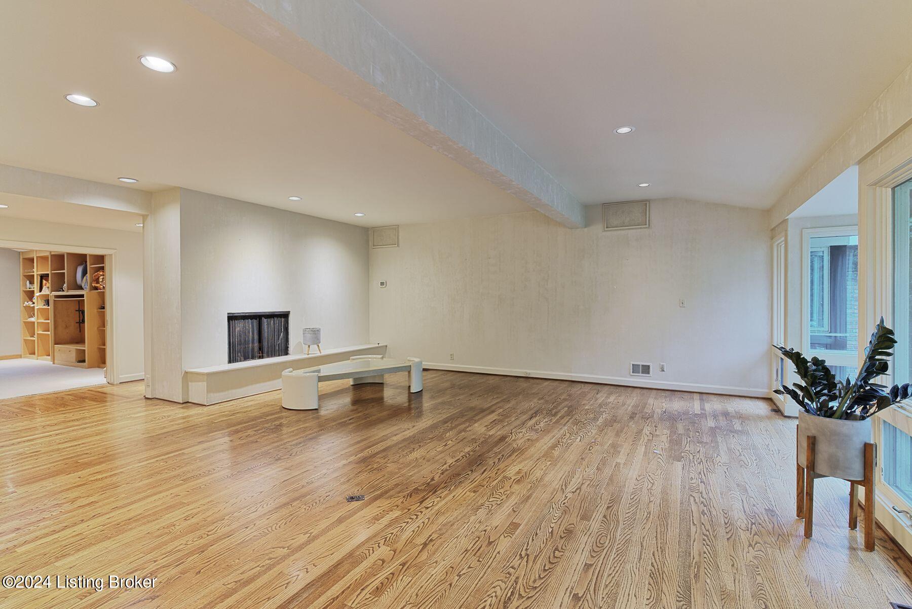 6200 Orion Road Louisville, KY 40222 - Photo 10 of 40 photo_online_009