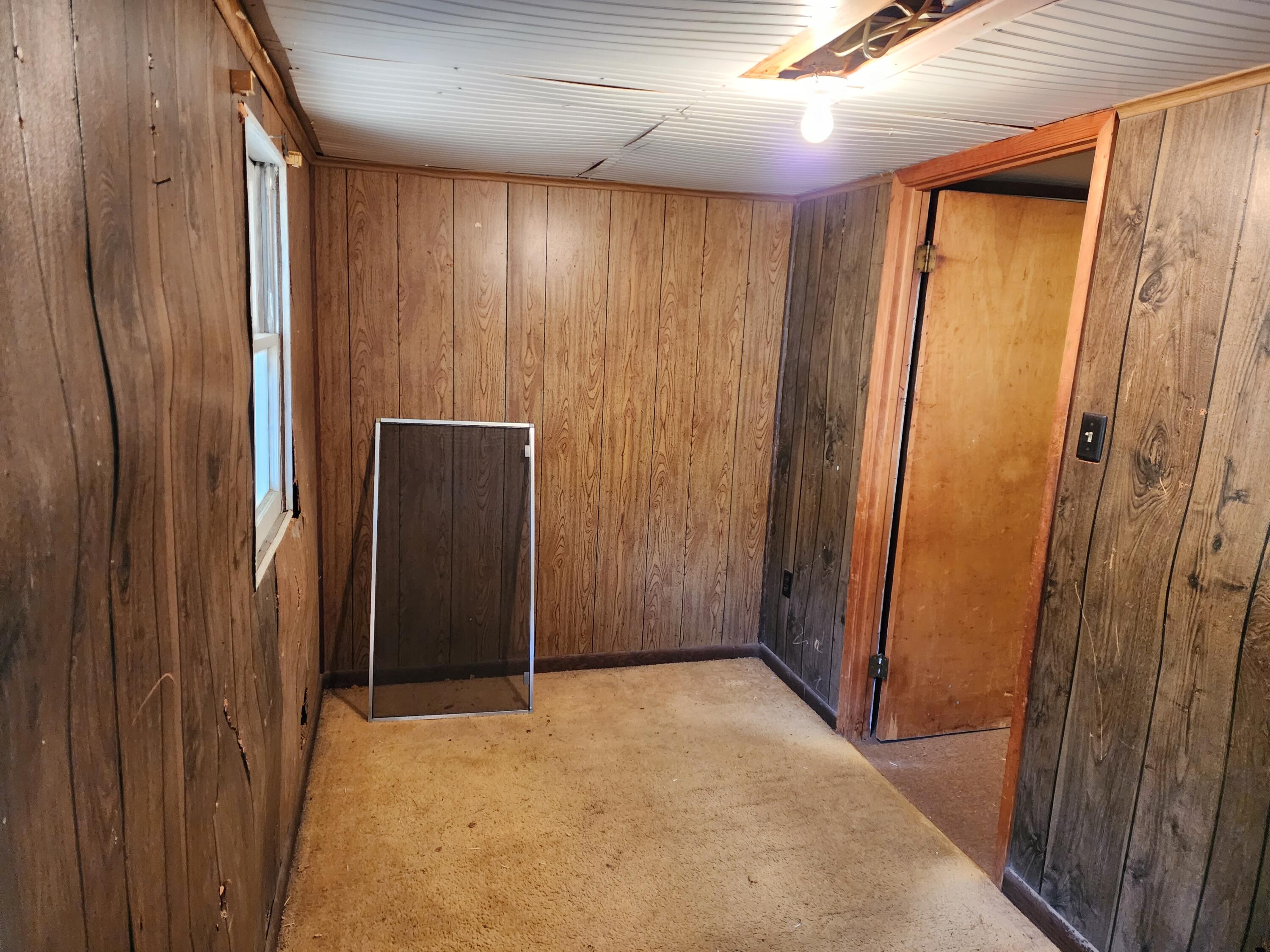 6181 Bethany Drive Crestview, FL 32539 - Photo 26 of 28 an empty room with closet