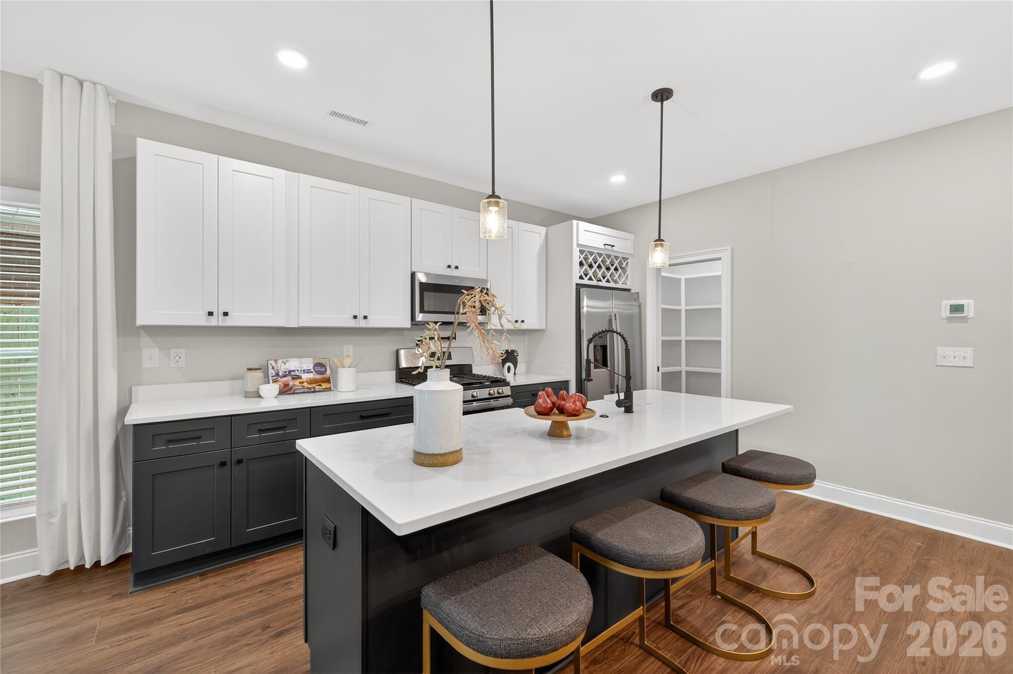 3219 Credenza Road Charlotte, NC 28208 - Photo 5 of 28
