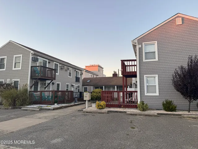 $2,000 | 124 Lincoln Avenue, Unit 4, Seaside Heights, NJ 08751