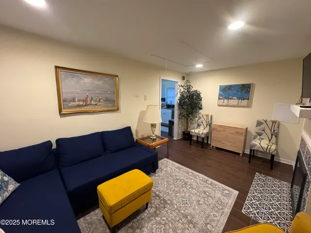 $2,000 | 124 Lincoln Avenue, Unit 4, Seaside Heights, NJ 08751