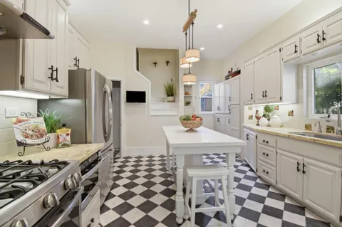 $2,350,000 | 925-931 Chestnut Street, Alameda, CA 94501