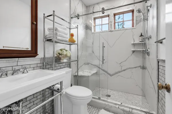 $6,300,000 | 1 2nd Street, Rumson, NJ 07760