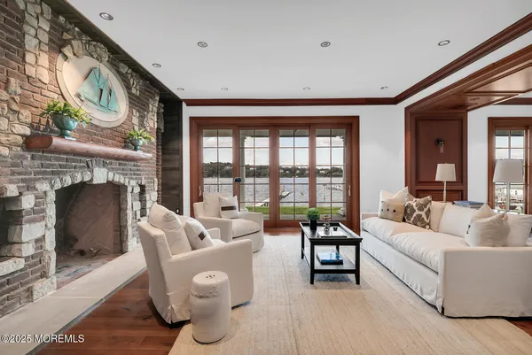 $6,300,000 | 1 2nd Street, Rumson, NJ 07760