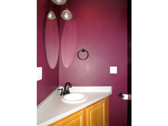54 Colonial Road, Unit 103 Fairfax, VT 05454 - Photo 13 of 16