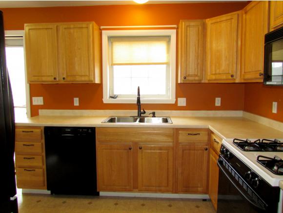 54 Colonial Road, Unit 103 Fairfax, VT 05454 - Photo 3 of 16