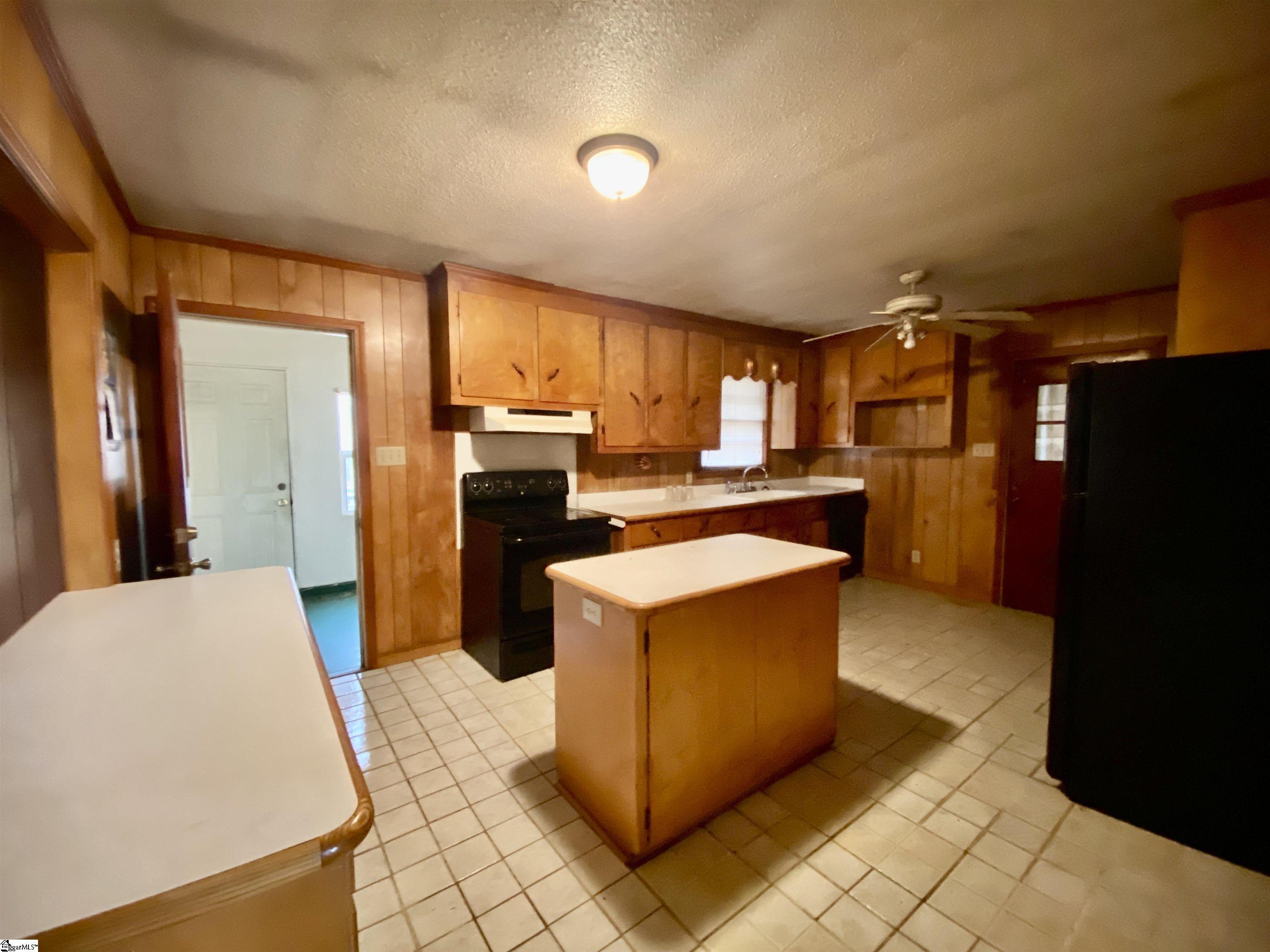 1471 Lindsey Cemetery Road Due West, SC 29639 - Photo 6 of 27 Gallery Image 6