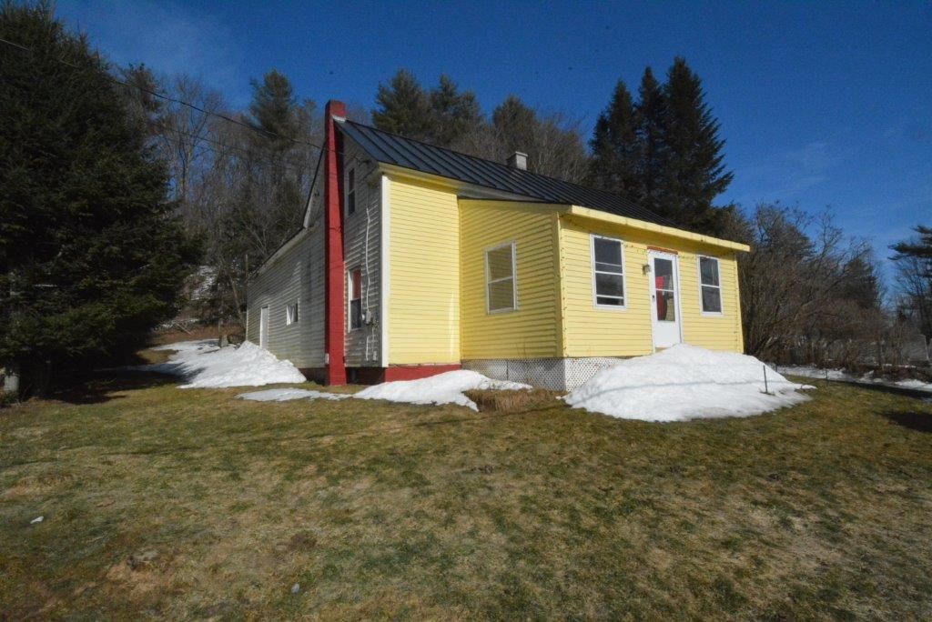 31 Gallagher Road Middlesex, VT 05602 - Photo 2 of 26