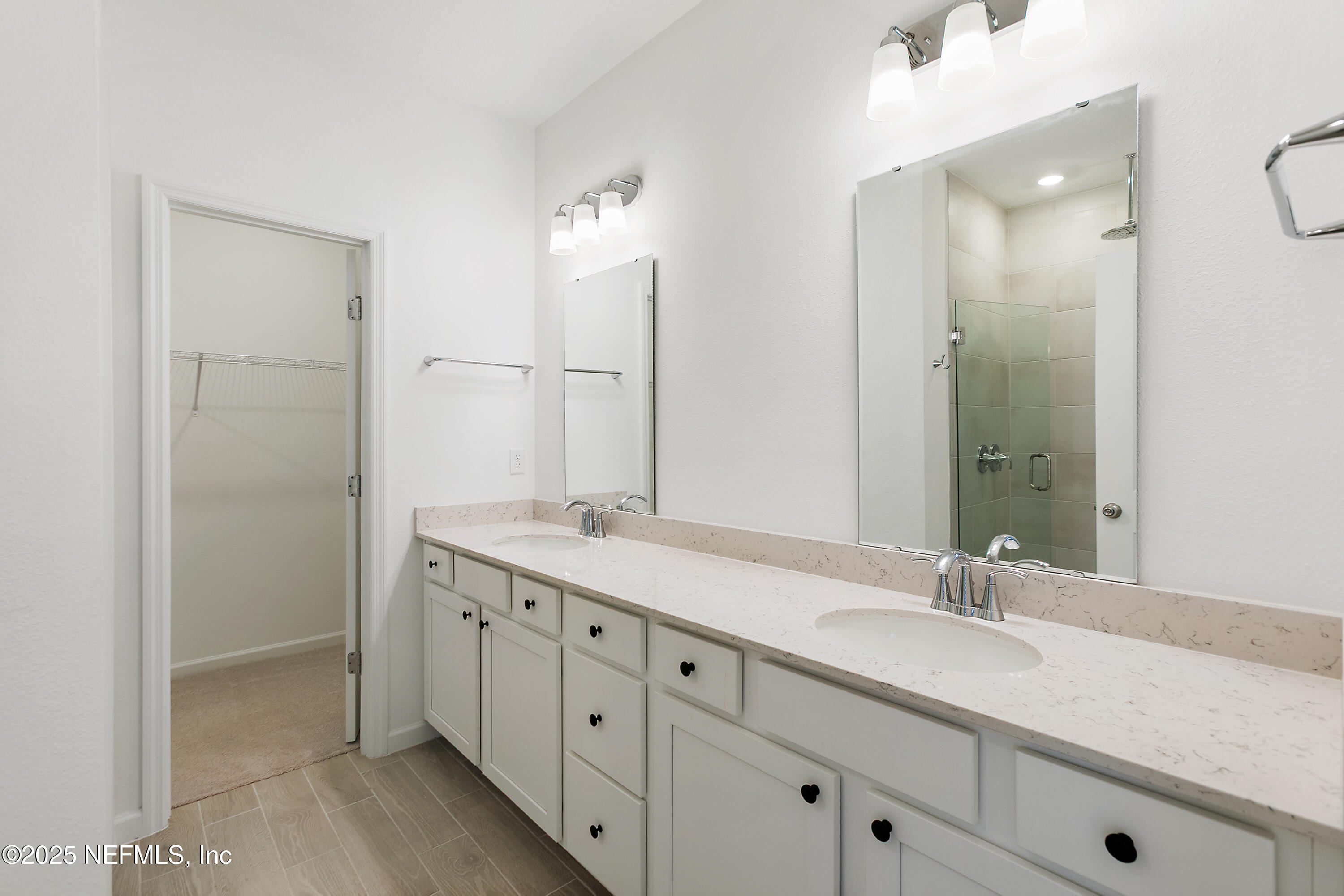 75045 Pondside Lane Yulee, FL 32097 - Photo 10 of 25 10-Primary Bathroom