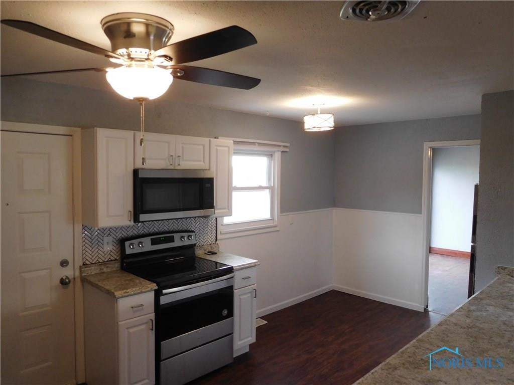 1806 Winchester Road Toledo, OH 43613 - Photo 8 of 19 Photo 8