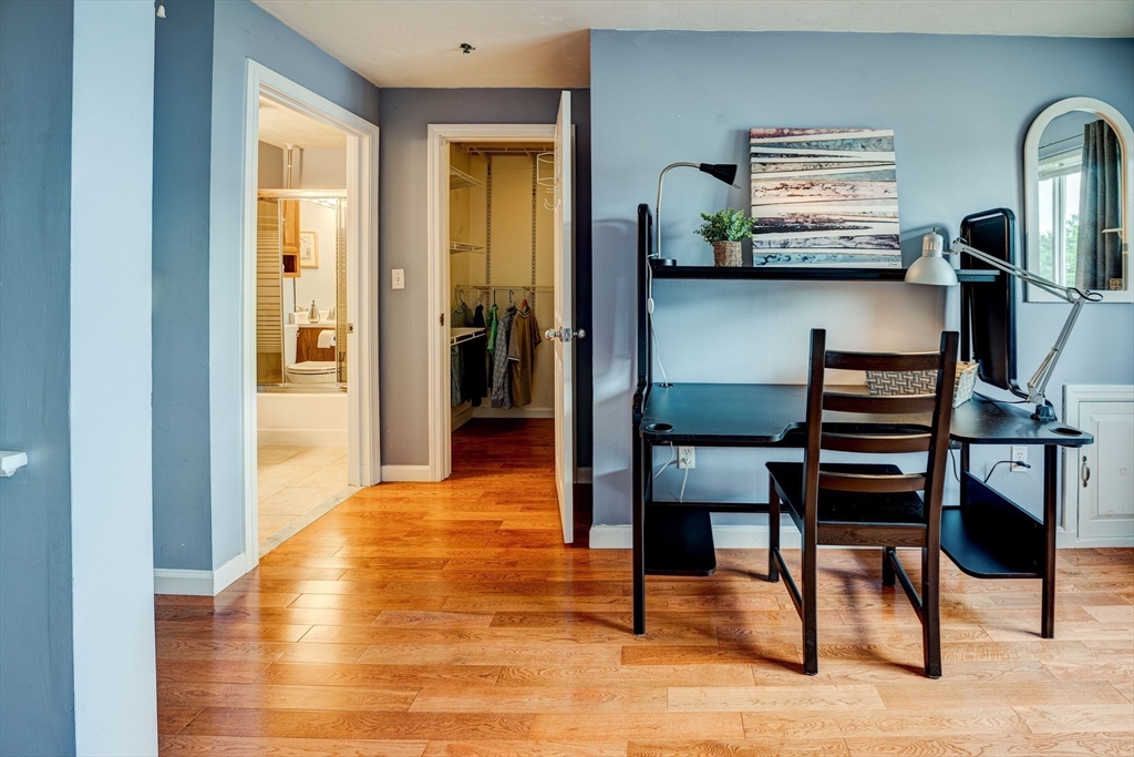 360 Littleton Road, Unit E8 Chelmsford, MA 01824 - Photo 12 of 35 Gallery Image 12