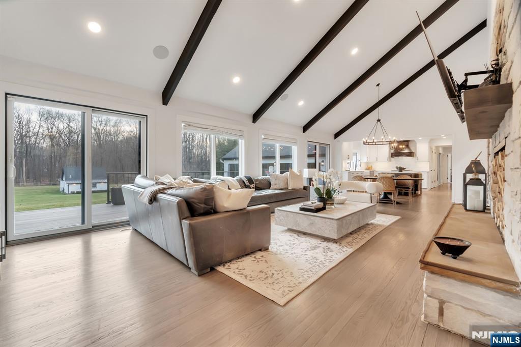 16 East Greenbrook Road Caldwell, NJ 07006 - Photo 19 of 34