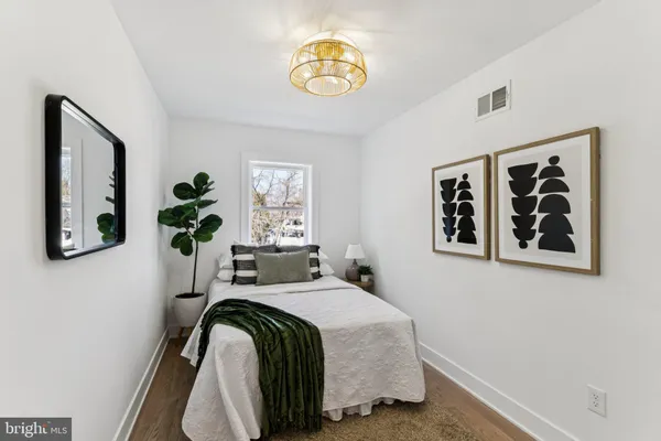 $3,450 | 732 Harry Street, Conshohocken, PA 19428