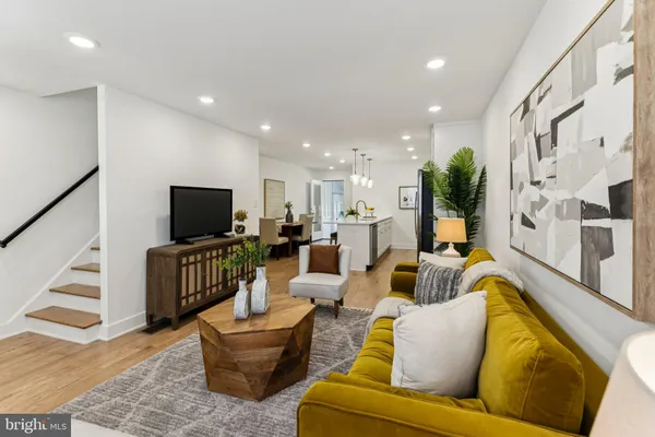 $3,450 | 732 Harry Street, Conshohocken, PA 19428
