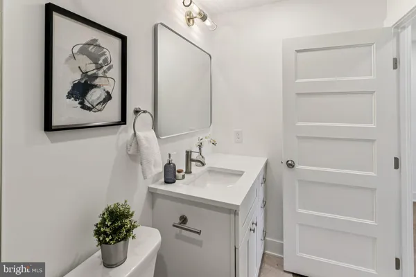 $3,450 | 732 Harry Street, Conshohocken, PA 19428