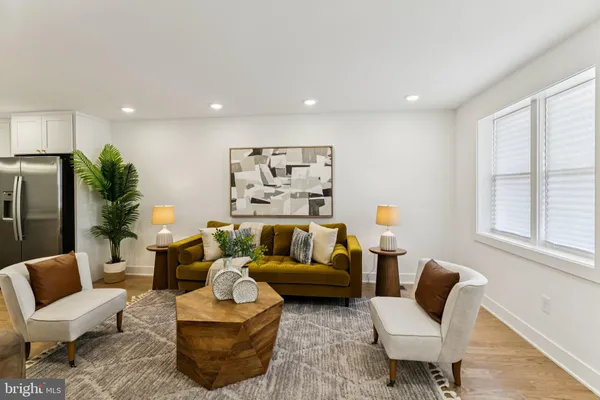 $3,450 | 732 Harry Street, Conshohocken, PA 19428