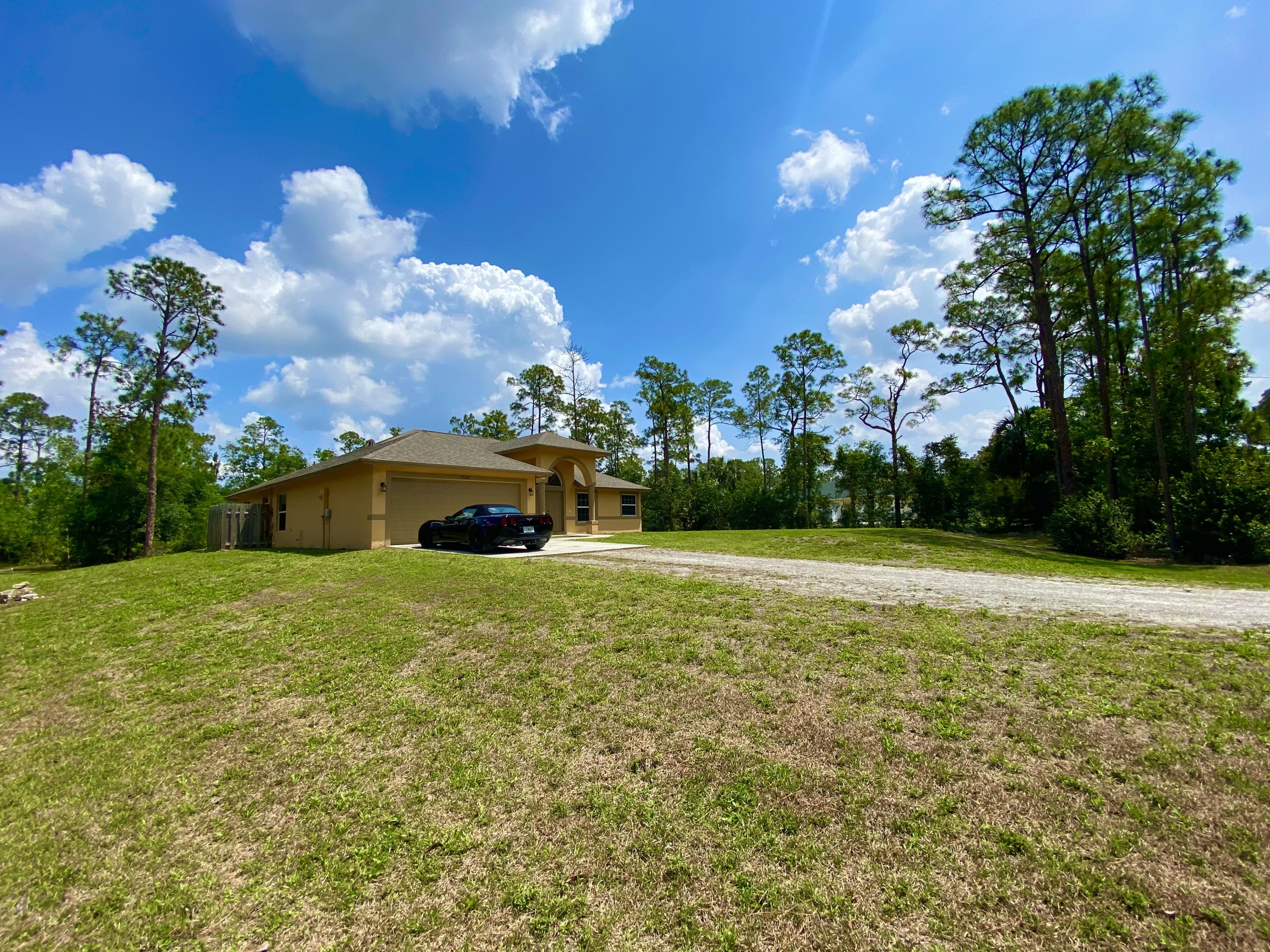 17357 93rd Road North Loxahatchee, FL 33470 - Photo 23 of 72 F71D54B8-CB24-4AEF-9E70-045DD20AA14A