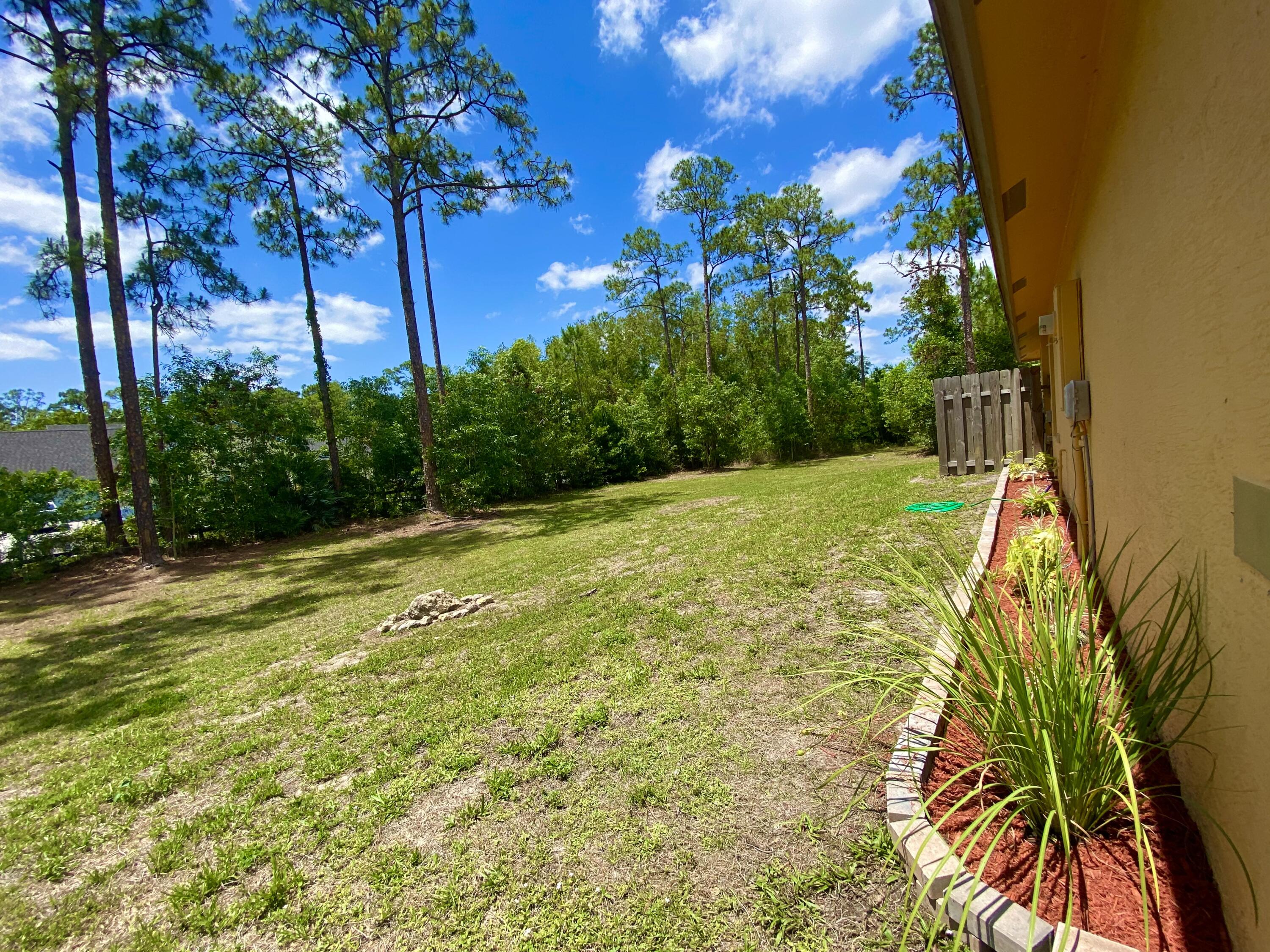 17357 93rd Road North Loxahatchee, FL 33470 - Photo 8 of 72 5A40C44A-2BF6-456E-A128-8AFDC3014E52