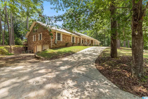 $375,000 | 2305 Wildwood Drive, Jasper, AL 35501