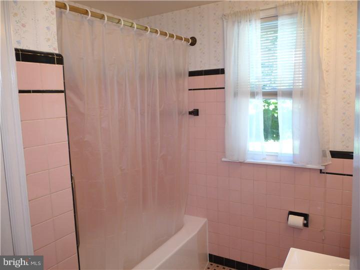 2715 Old Cedar Grove Road Broomall, PA 19008 - Photo 18 of 21 Bathroom