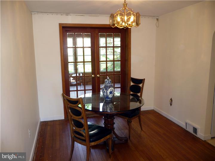 2715 Old Cedar Grove Road Broomall, PA 19008 - Photo 4 of 21 Dining Room