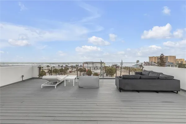 $3,300,000 | 202 South Atlantic Avenue, New Smyrna Beach, FL 32169