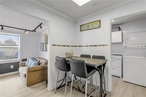 $3,300,000 | 202 South Atlantic Avenue, New Smyrna Beach, FL 32169