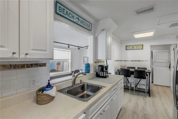 $3,300,000 | 202 South Atlantic Avenue, New Smyrna Beach, FL 32169